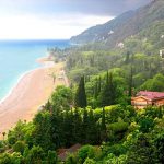 Отдых в Абхазии: между горами и морем